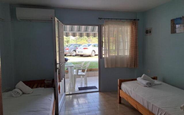 Dimitra's Family Apartments 3
