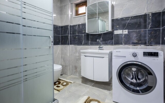 Lovely Flat With Balcony in Kartepe Kocaeli