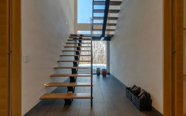 Yanagi House by Hokkaido Tracks