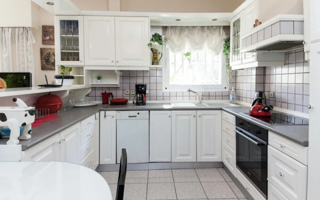Classical Beauty 3Bd Apt in Nea Filothei