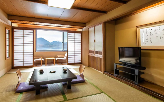 Zekkei No Yuyado Toya Kohantei Ryokan Abuta