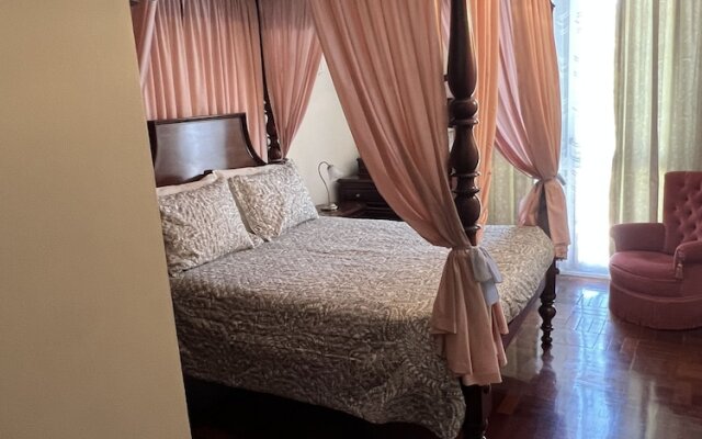 Inviting 3-bed Apartment in Funchal