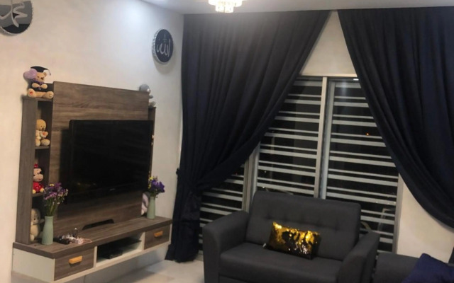 Ramadhina Eagle Eye View Home2stay Emerald Avenue