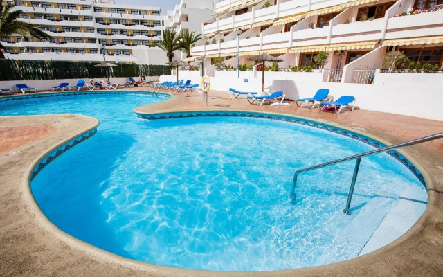Apartment Avenida de Los Pueblos 16