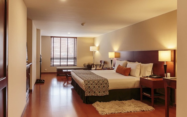 Hotel Estelar Suites Jones