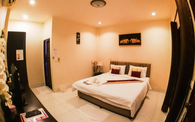 Tanamas House