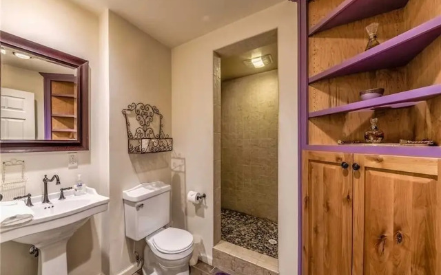 Paradise On The River Three Bedroom Cabin