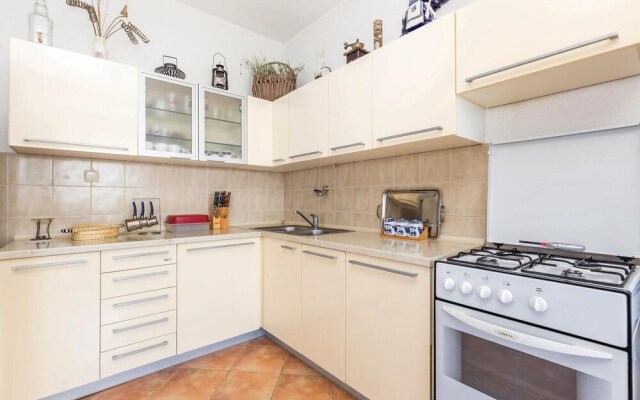 Stunning Home in Barbat With Wifi and 2 Bedrooms