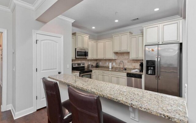 306 Reserve by Hodnett Cooper