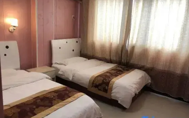 Zhengyang Red Sun Hotel