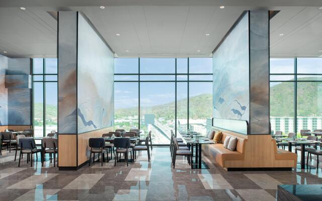 Holiday Inn & Suites Siracha Laemchabang by IHG