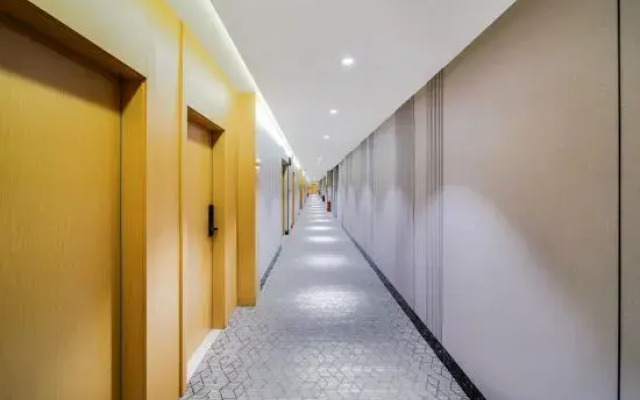 Guanghui Hotel