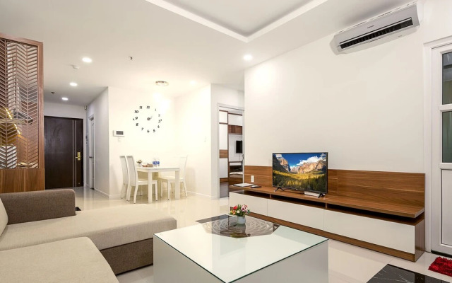 Zoneland Apartment - Monarchy Riverside