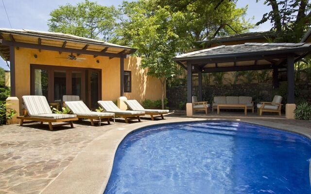 Jet Luxury at Langosta BeachResortVillas