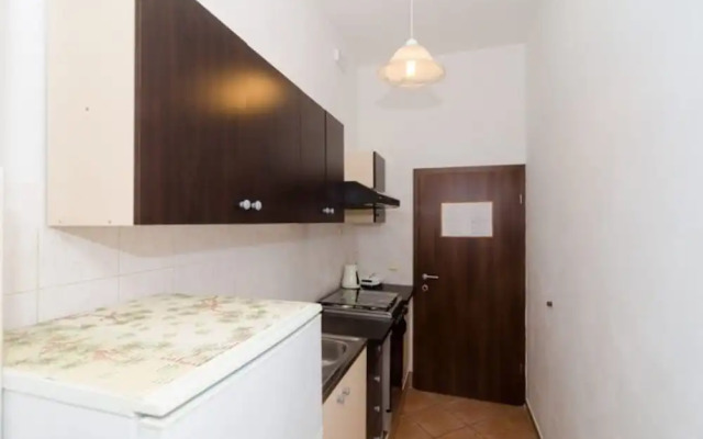 Pavo - Comfortable With Parking Space - SA4