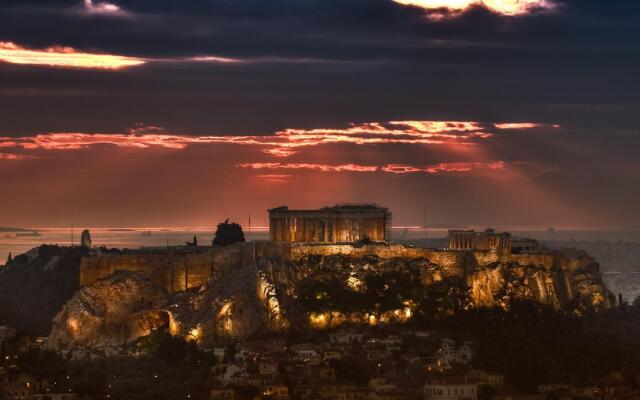 St. George Lycabettus Lifestyle Hotel