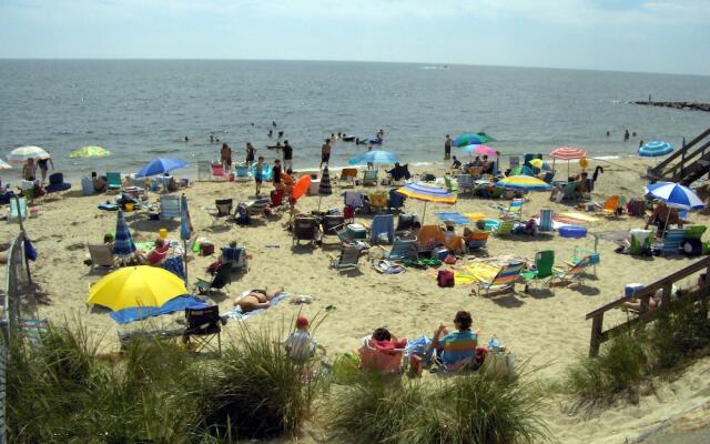 Cutty Sark Motor Lodge