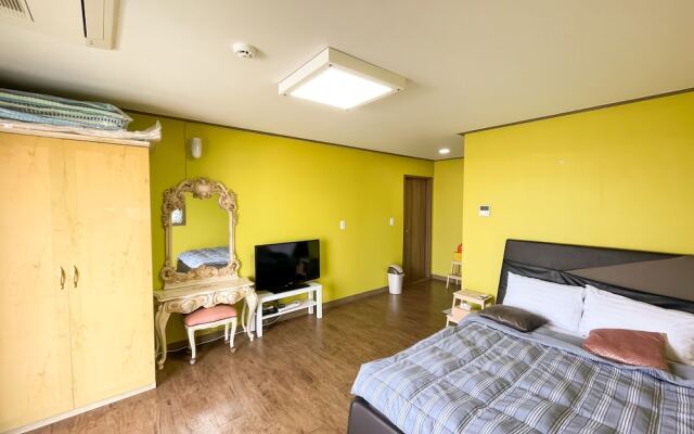 Gangneung Ocean Marina Pension - Hostel