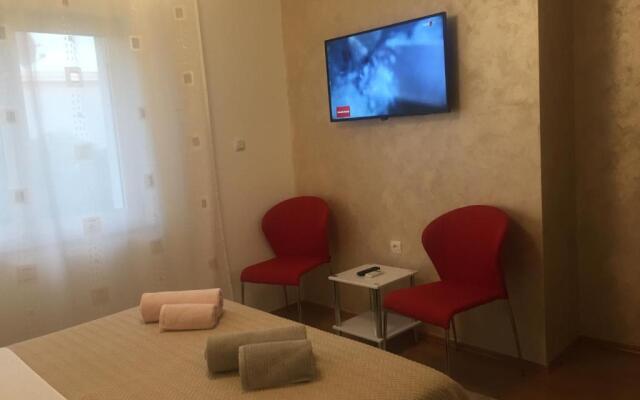 Apartments & Rooms Marina