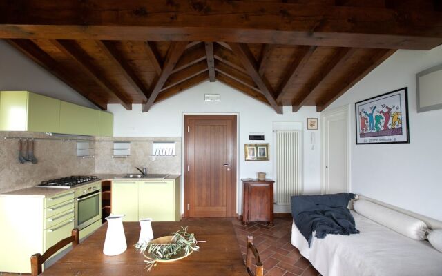 IseoLakeRental - La Stallina