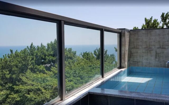 Suntree Hotel