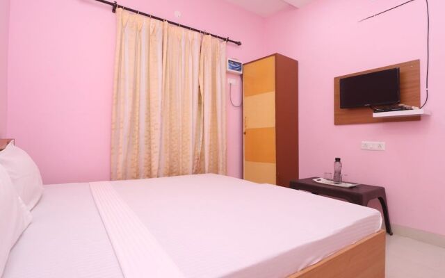 Spot On 39951 Multani Residency