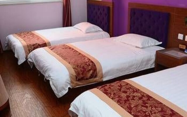 Hi Inn Hotel (Beijing Normal University Jishuitan)