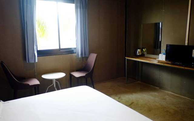 Nokhook House Trang - Hostel