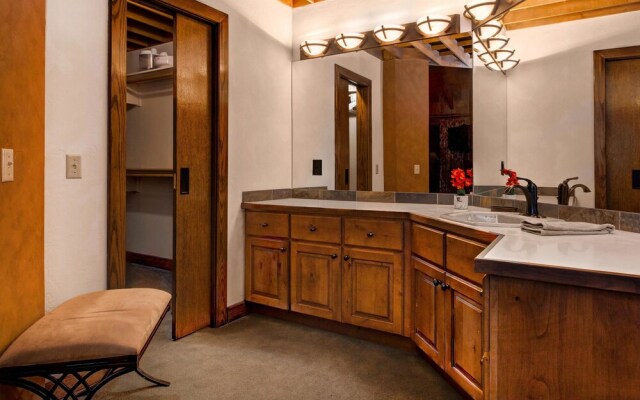 Abode at Capstone