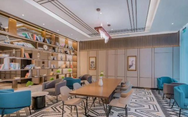 Metropolo Hotels  Nanjing Zhongshanling Scenic Area Qilinmen Metro Station Branch
