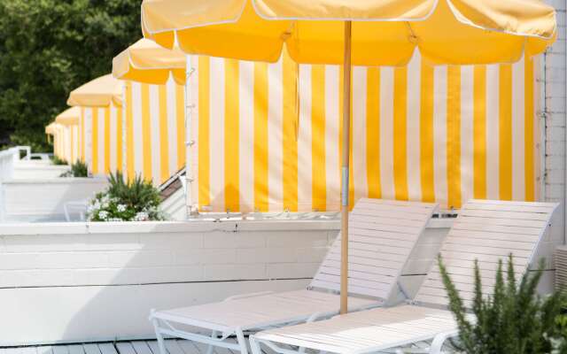 Sunset Beach Hotel