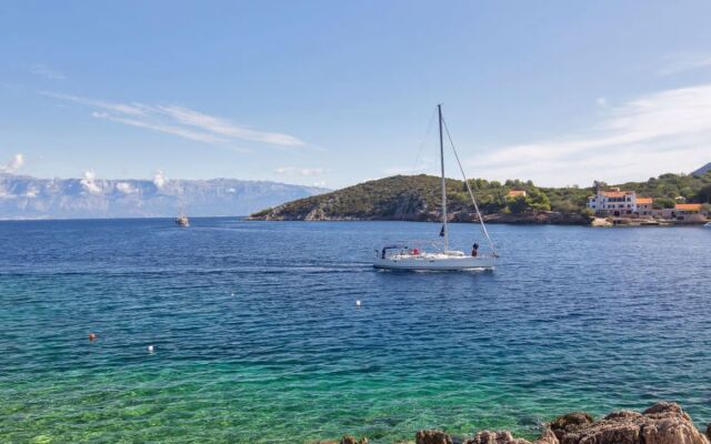 Apartment Rubin Hvar/Pokrivenik 39102