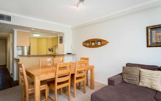 Kirra Beach Apartments