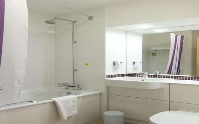 Premier Inn Glasgow Airport