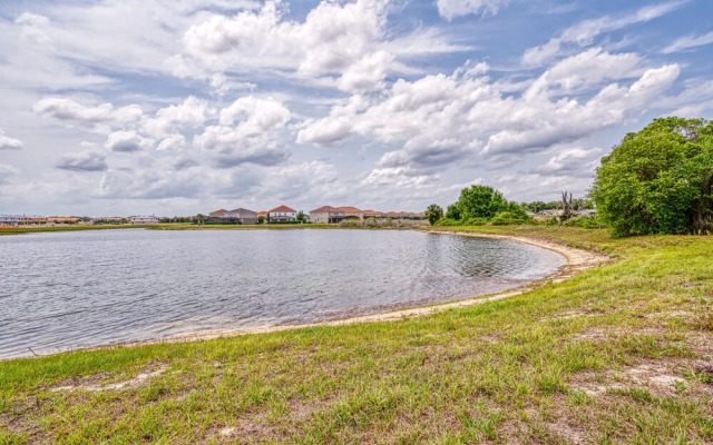 7553 Oak Spring Lane