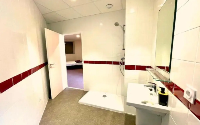 Hostel Flamingo Nîmes Centre Gare