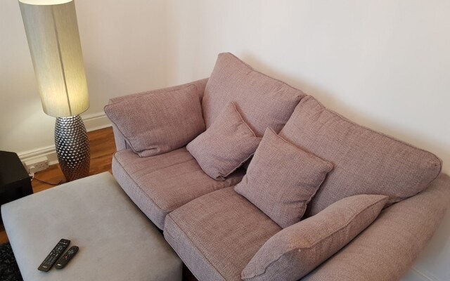 Woodleigh Luxury 3 Bedrooms House