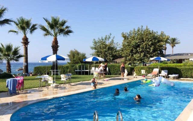 Art Beach Hotel
