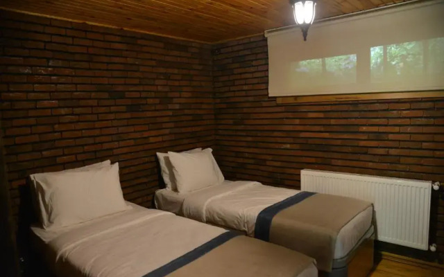 Feel & Live Hotel Villas Restaurant