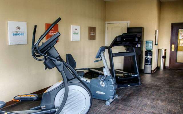 Comfort Suites Plymouth near US-30