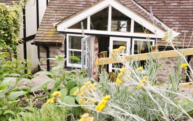 Upper Farm Barn