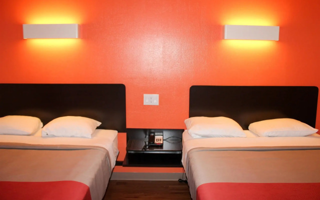 Motel 6 Rosenberg, TX