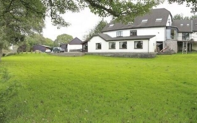 Ewenny Farm Guesthouse