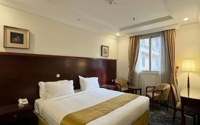 Park Royal Hotel