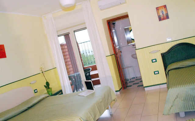 Mini Hotel
