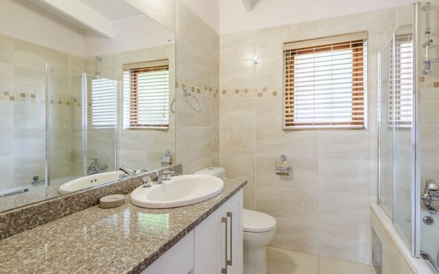 San Lameer Villa Rentals  2707