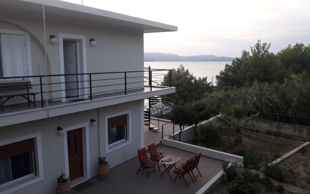 Amazing House With Sea and Sunset Views