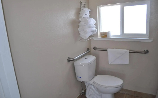 Salt Air Lodge