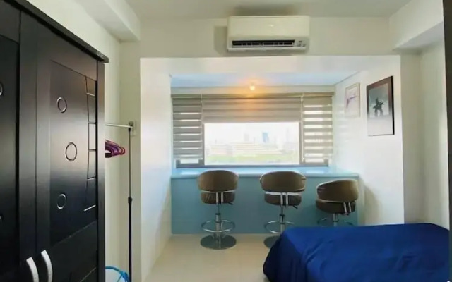 Shore 1 Tower B Unit 1250