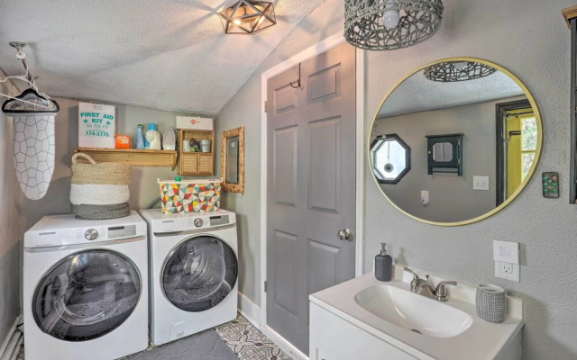 Stylish Woodfin Home w/ Backyard & Fire Pit